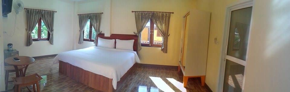 Baan Mek Lom Hotel Khao Lak Buitenkant foto