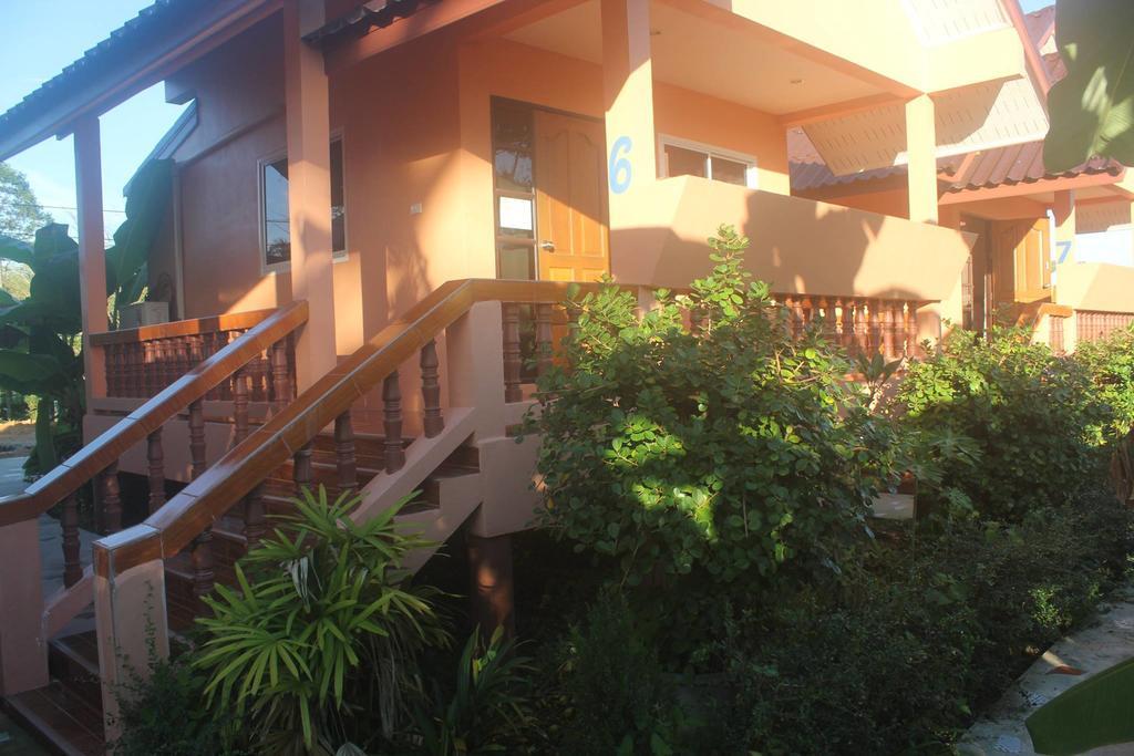 Baan Mek Lom Hotel Khao Lak Buitenkant foto