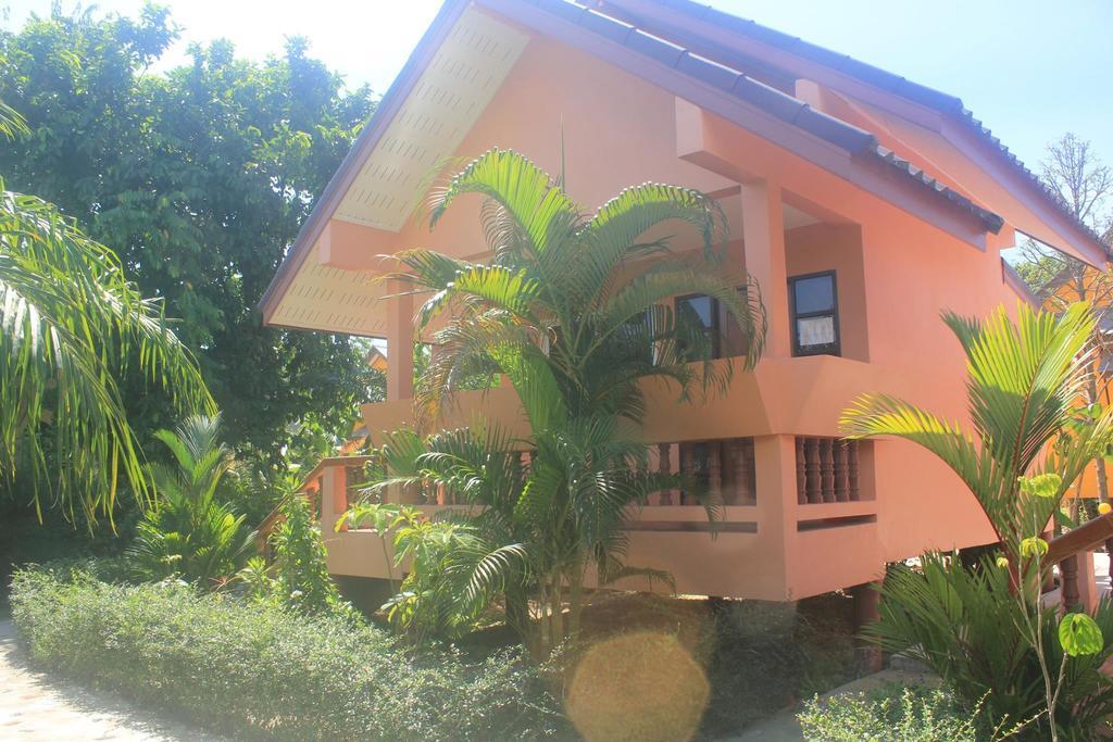 Baan Mek Lom Hotel Khao Lak Buitenkant foto