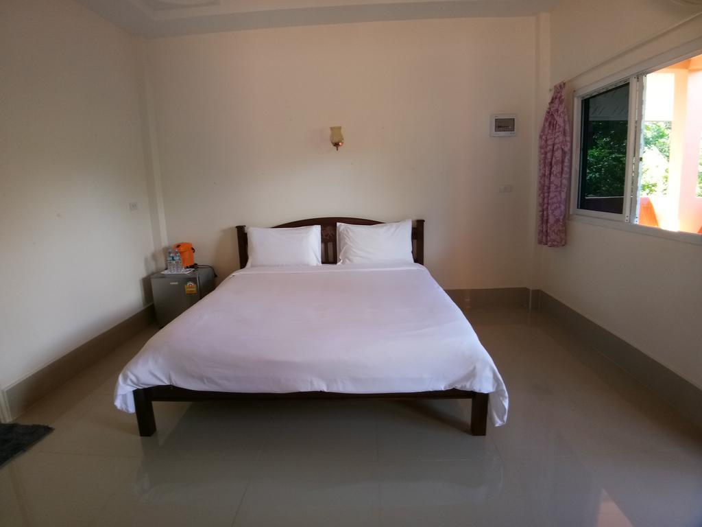 Baan Mek Lom Hotel Khao Lak Buitenkant foto